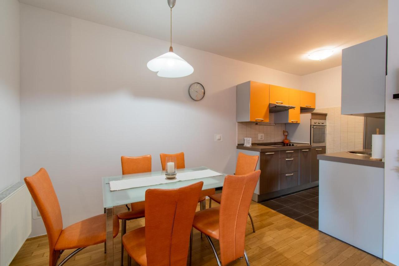 Апартаменти Flexible Selfcheckins 31 - Zagreb - Garage - Loggia - New Екстер'єр фото